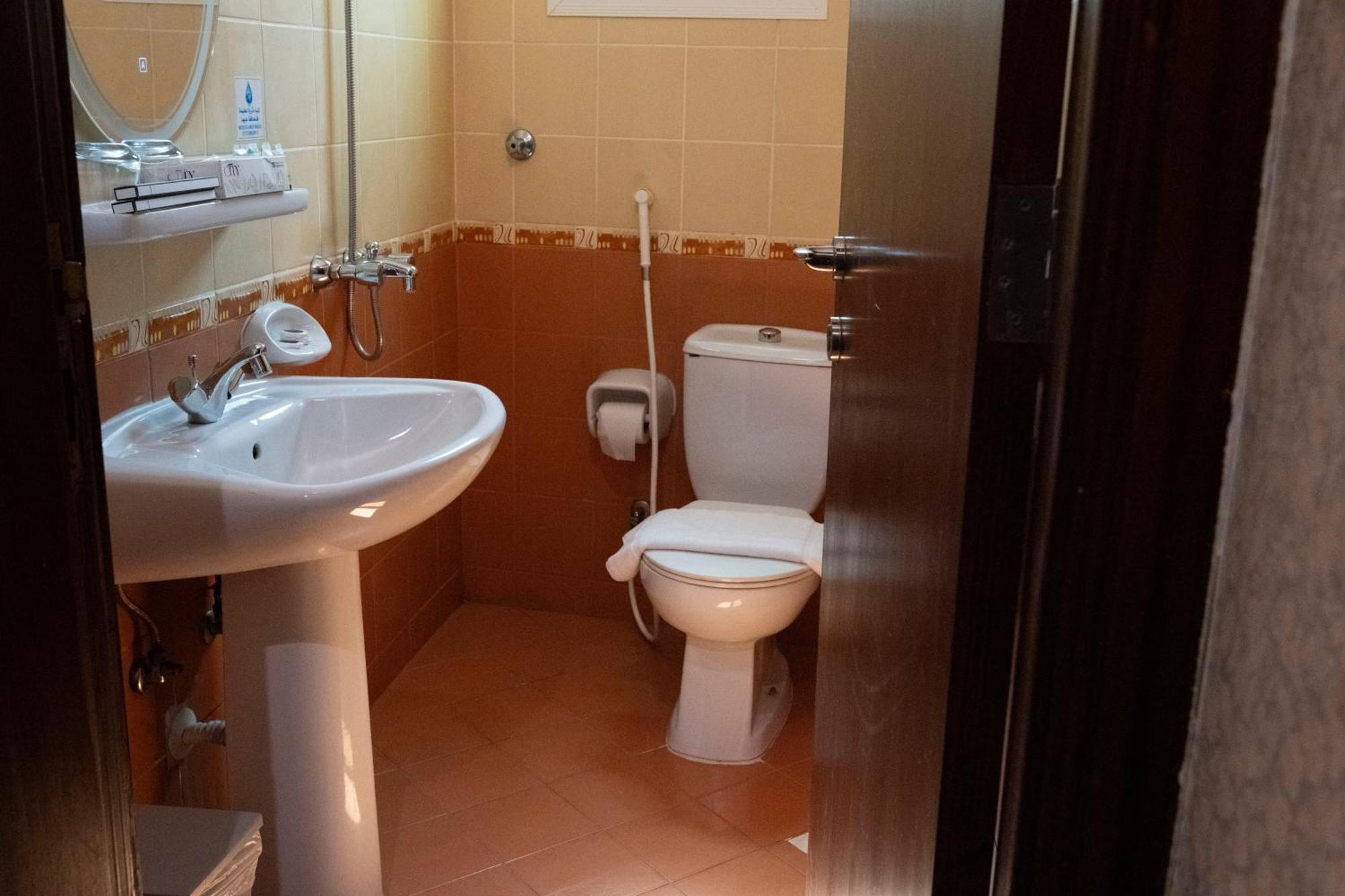 فندق المروج كريم Almorooj Kareem Hotel Jeddah Ngoại thất bức ảnh